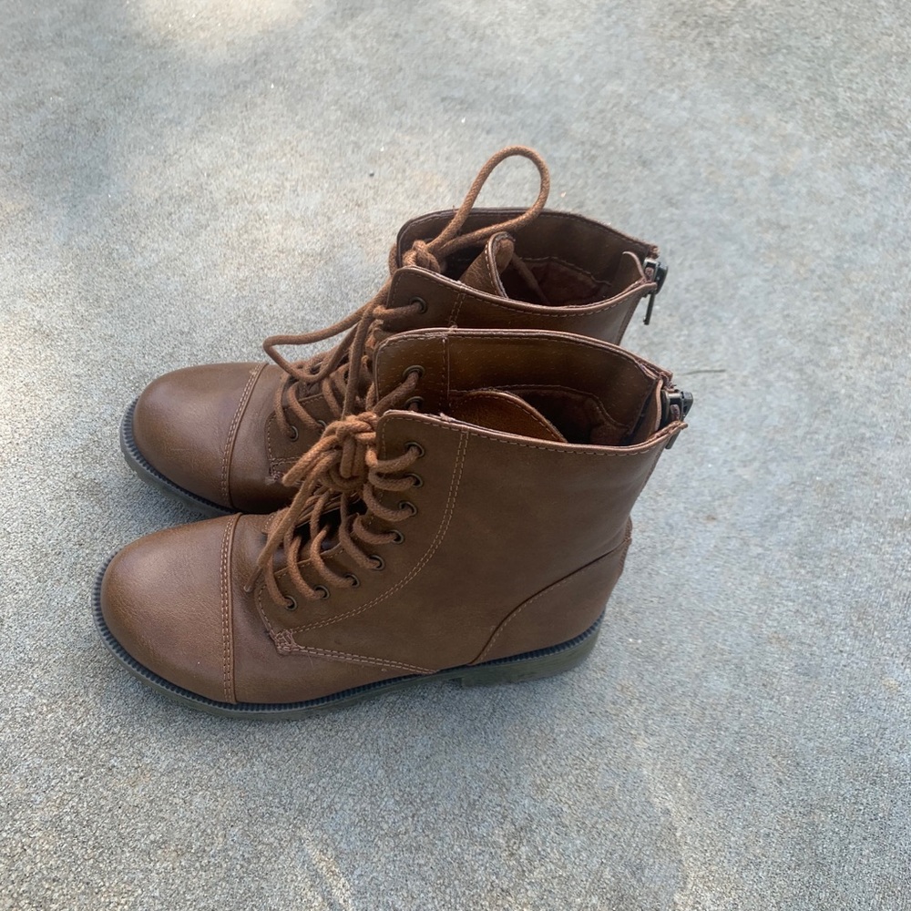 Cat&Jack boots